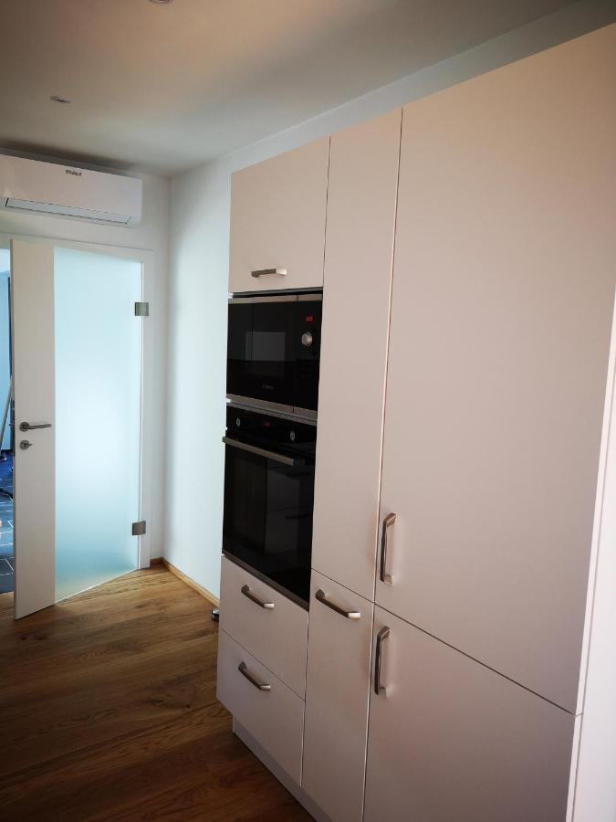 Spacy Apartment Next To The Center Of Graz With Terrasse Bagian luar foto